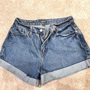 🔥BUY TWO GET ONE 50% OFF🔥
*Discount applied when you create a bundle*